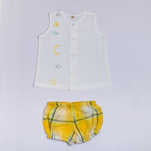 Sleevelss white muslin front open infant vest and plaid yellow bloomers set with hand embroidery of sun and clouds
