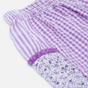 Close-up of cotton lavender shorts with floral pocket