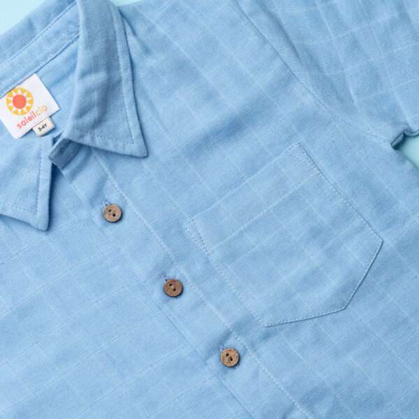 Soleilclo agua gauze shirt with wood buttons